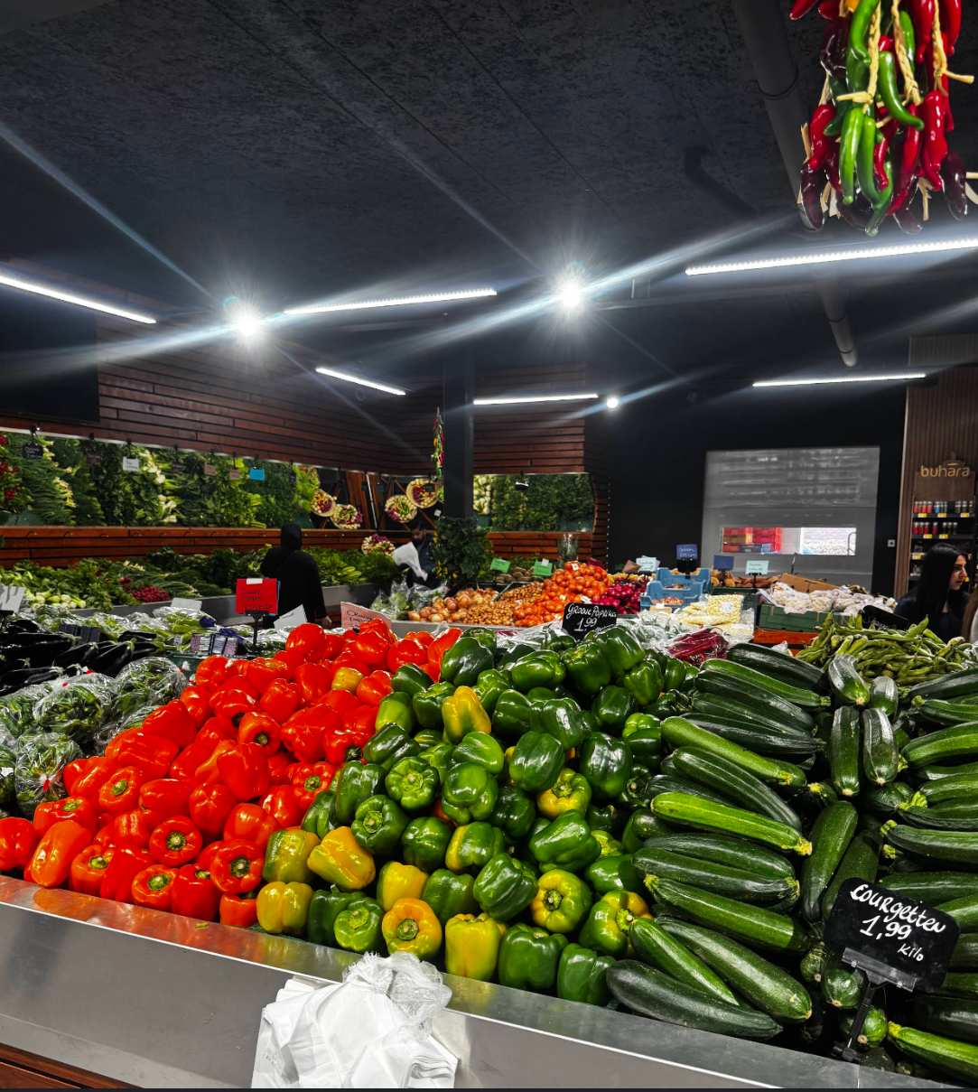 Fresh peppers and vegetables inside Yaşar Market
